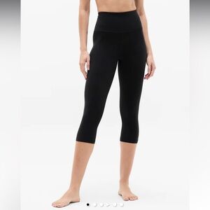 Athleta Ultra High Rise Elation Capri